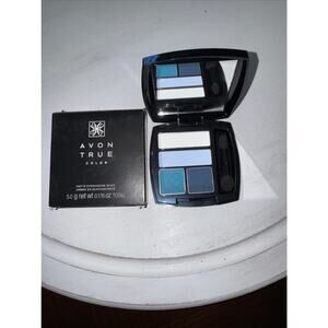 New Avon True Color Matte Eye Shadow Quad - Tranquility Quad Shades of blue